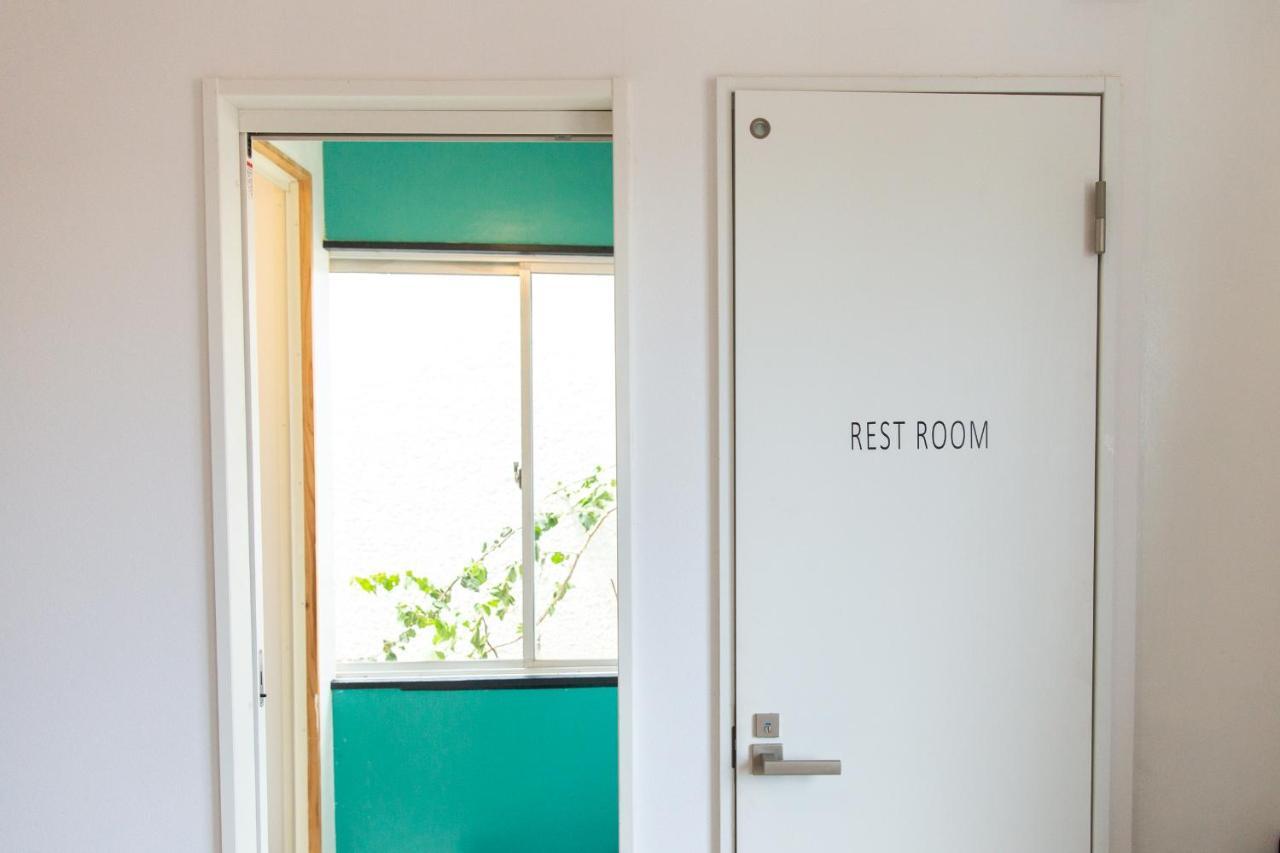 Meedafu'S Yui Hostel And Coffee โยรน ภายนอก รูปภาพ