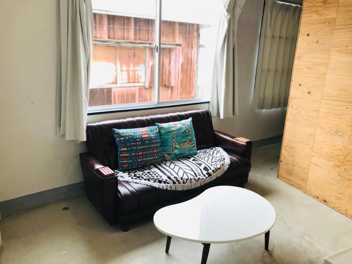Meedafu'S Yui Hostel And Coffee โยรน ภายนอก รูปภาพ